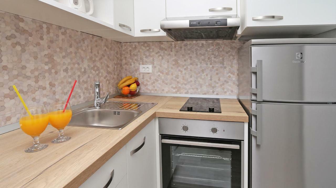 Modern Apartments Iva Makarska Bagian luar foto