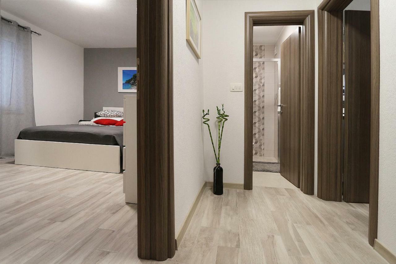 Modern Apartments Iva Makarska Bagian luar foto